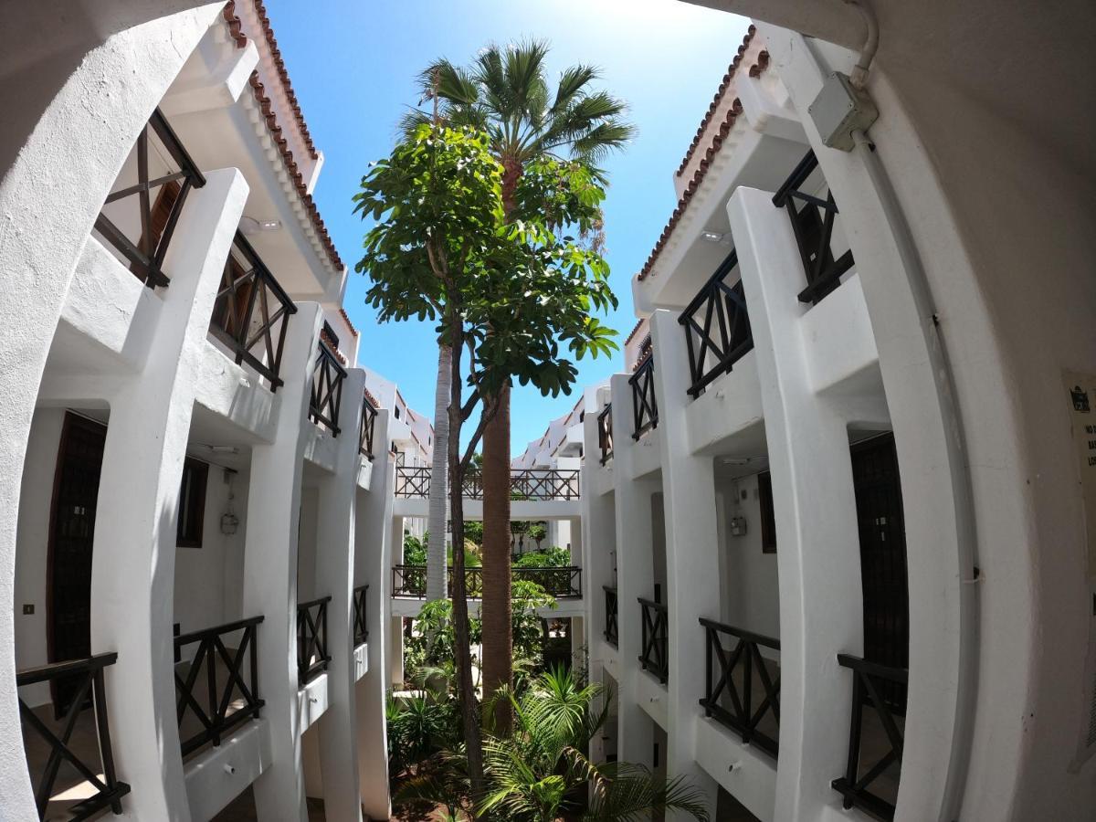 Parque Santiago I - Studio Apartment Playa de las Americas  Luaran gambar